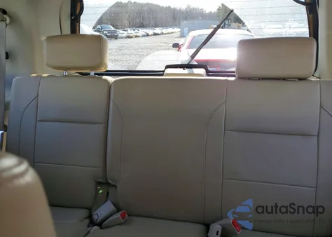 2015 Nissan Armada Sv z USA, uszkodzony, nr VIN 5N1BA0NC2FN613138